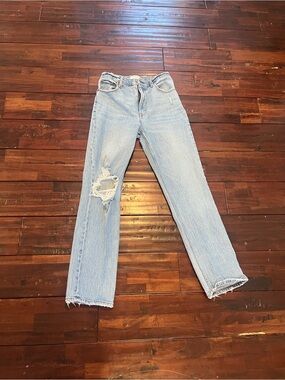 Abercrombie & Fitch Light Blue Distressed Women’s Jeans